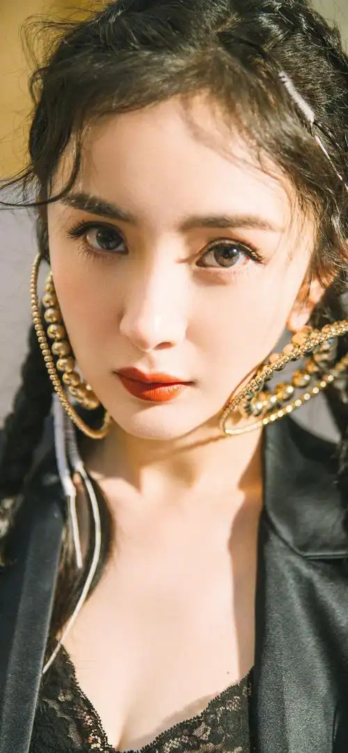 中国现在最漂亮的女明星第一名是杨幂