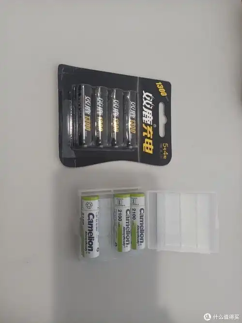 自己换电池17岁的飞利浦电动剃须刀还能再战十年