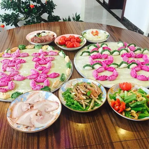 五彩缤纷的上马饺子