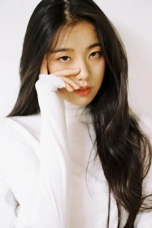 左卓| 大陆女星 | 明星档案 | 图治(上海)文化传媒有限公司