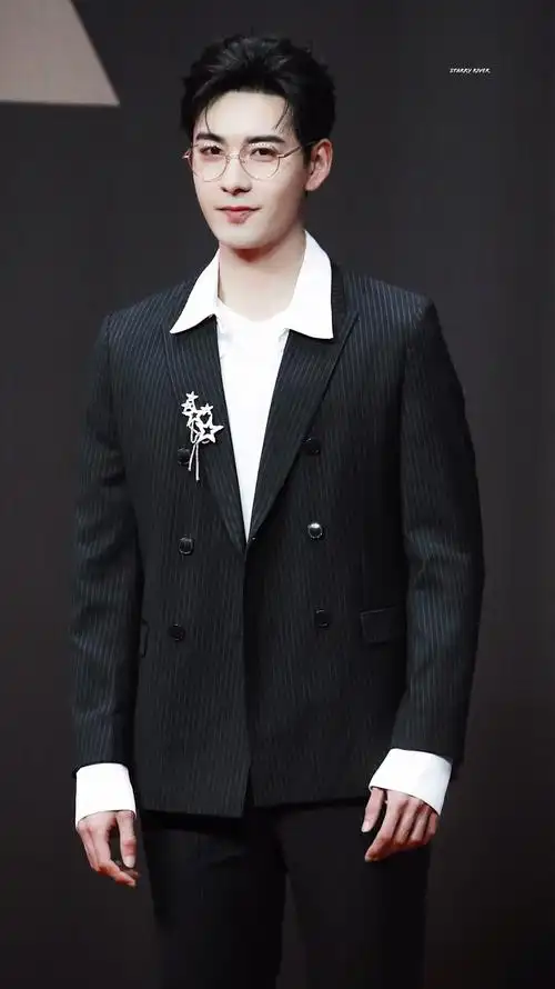 请问陈星旭的粉丝可不可以分享一下他的图片,最好无