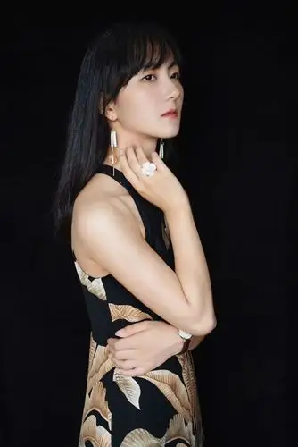 纯白色花艺空间,回归自然的本真态度