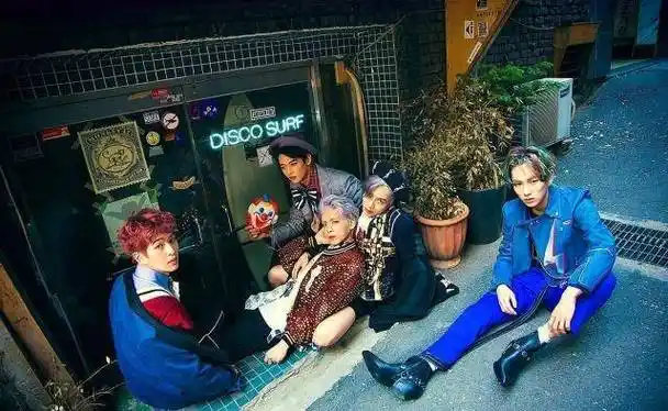 大势后却未登顶,终成令人羡慕的传奇组合_shinee_金基范_崔珉豪