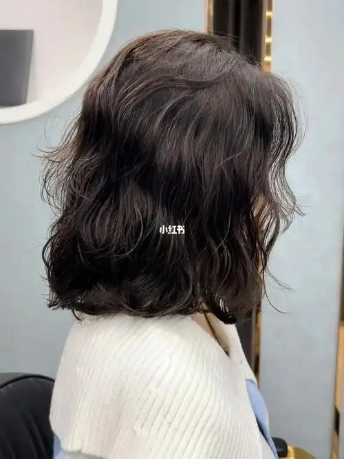 长发烫发 #烫发 #染发 #氛围感烫发 #2022最火发型 #2022最火女生短发