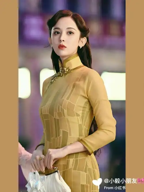 "#重温经典电视剧  #古力娜扎  #十二谭  #民国旗袍  #民国爱情