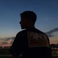 黑白男头像背影 快手黑白很酷男生背影图片_微信头像图片大全