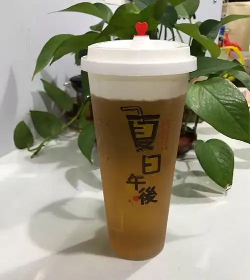 白桃乌龙奶盖茶