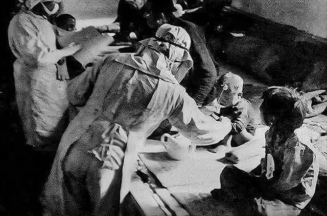 两个英国人目击清朝刑场砍头,发现围观群众在欢呼,留下一句评语