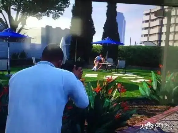 0汉化补丁_[只知道圣安地列斯有热咖啡,没想到《gta5》也这么污.