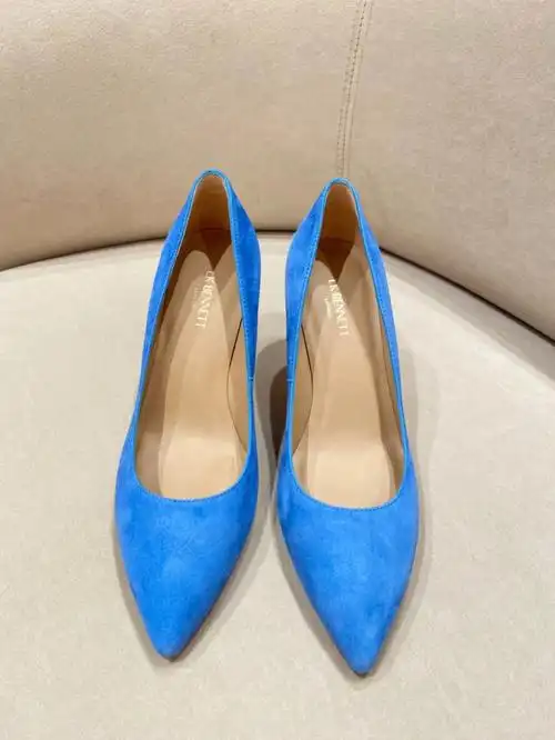 天空蓝绒面皮尖头高跟鞋78