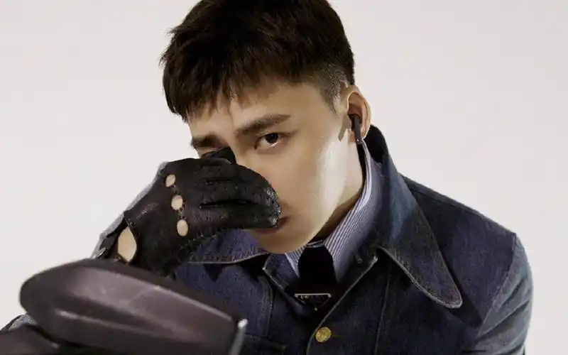 李易峰狗啃刘海时尚大片,大陆明星-回车桌面