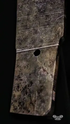 禁止出境展示的国宝|三星堆出土的"祭山图"玉边璋