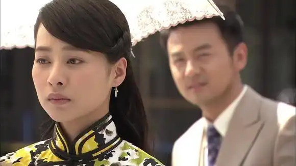 飞哥大英雄:梁飞干掉美女特务,救回景怡,终于抱得美人归-影视综视频