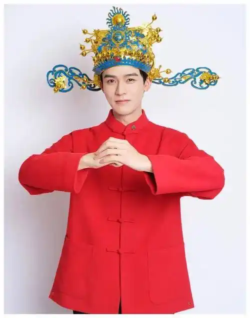 情人节各大剧组冷遇:龚俊cos财神恭喜发财抢尽风头!