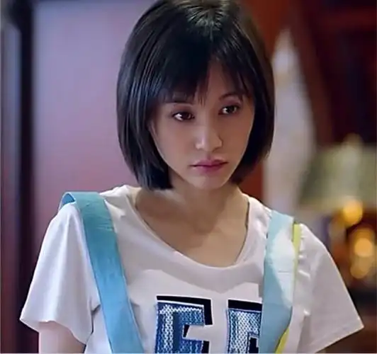 面对赵医生的生气,古灵精怪的曲筱绡也乱了方阵,她