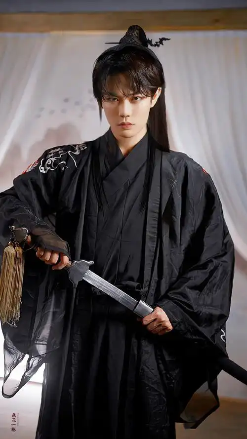 林彦俊古装造型