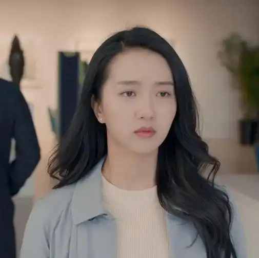 《归去来》许龄月的5套衣服,图3成熟,图5最好看!