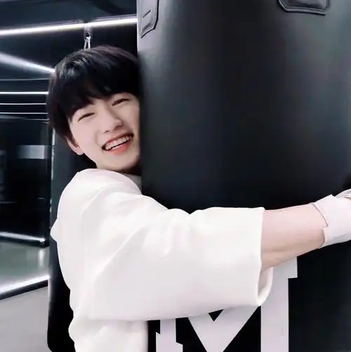 笑容治愈系宋亚轩