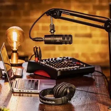 铁三角at2040广播动圈电台播音配音录音人声话筒麦克风