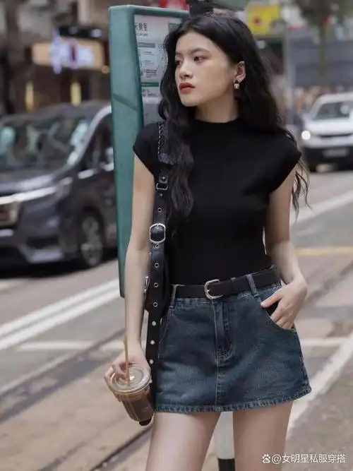 虞书欣最新街拍短t牛仔裙春夏最靓丽搭配