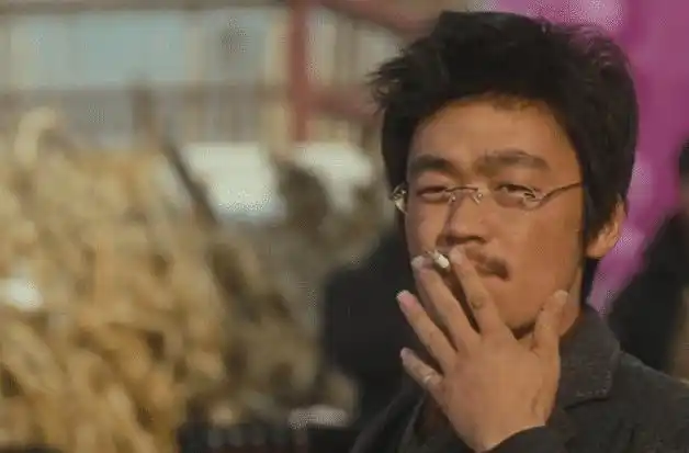 假如抽烟有段位:王宝强白银,周润发大师,最后一位才是真大佬!