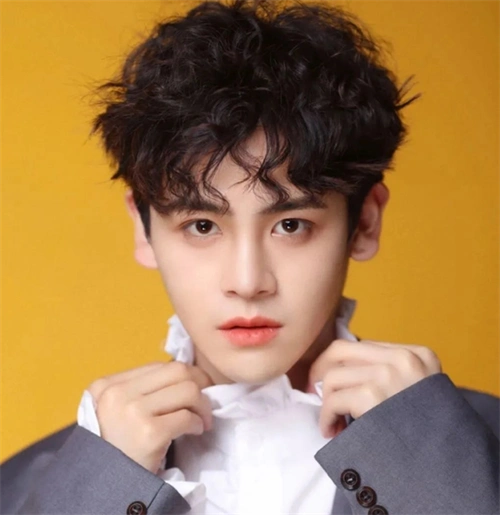 男生摩根碎盖头 个性韩式帅短发_男士短发 - 美发站