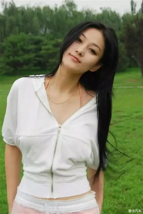 张馨予早期写真清新唯美