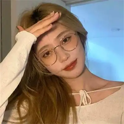 知性戴眼镜女孩头像小清新头像气质女神戴眼镜唯美图片