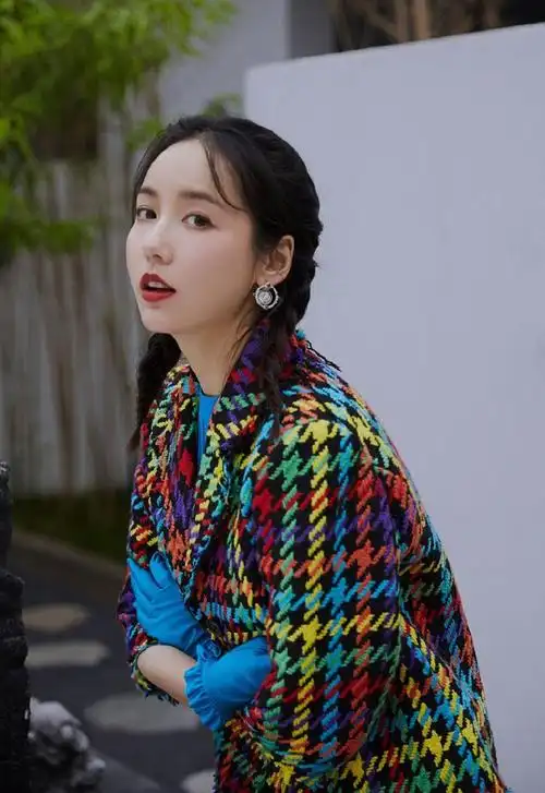 35岁的吕一精致优雅这样的时尚穿搭你也可以哦