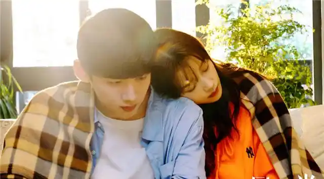 白敬亭又一新剧心动上线刚看两集就上头这对姐弟恋cp我爱了