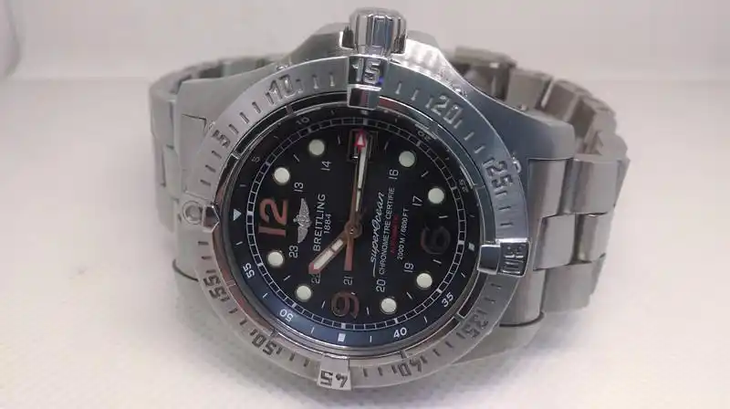 最漂亮绝版百年灵蓝面大钢鱼