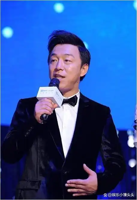 事实证明,已经"跌落神坛"的黄渤,早已步入了另一条大道