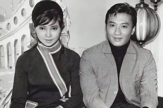 2018年,与大49岁谢贤恋爱12年拿2000万分手费的coco,现在怎样了