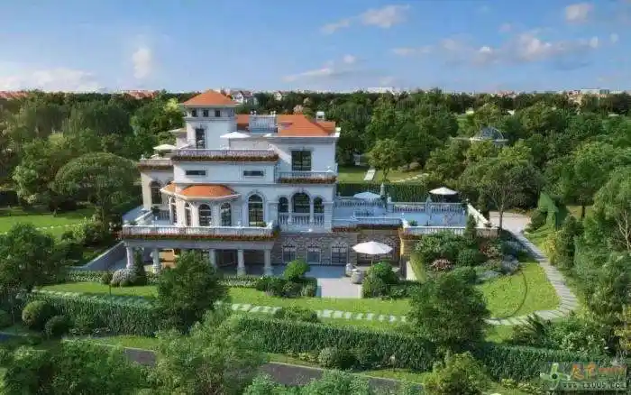 上海松江佘山地铁口独栋别墅月湖山庄花园泳池公园俱全