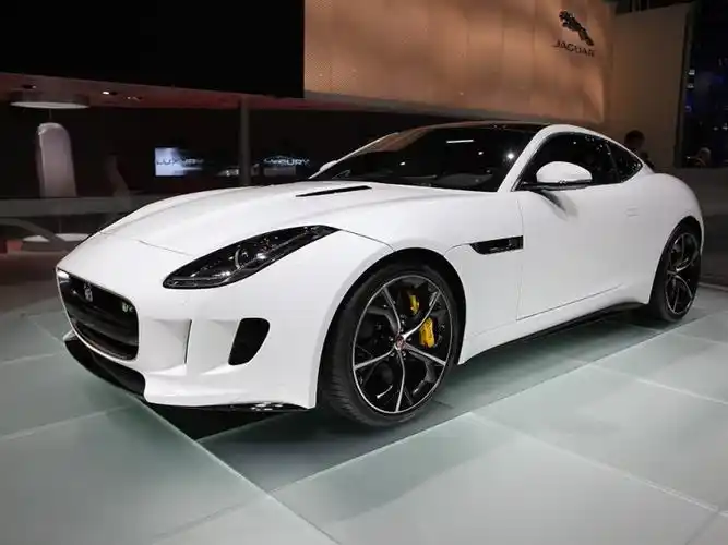 捷豹 捷豹f-type 2015款 5.0t r 硬顶版