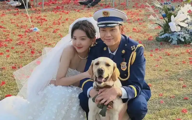 陈伟霆x章若楠时来夫妇售前营业也好甜帅哥甜妹的组合浅嗑一下