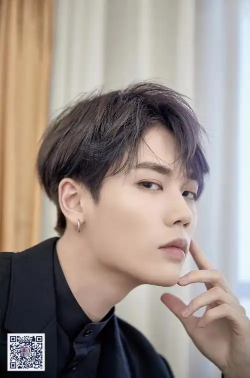 林彦俊巴黎男装周##林彦俊escape.