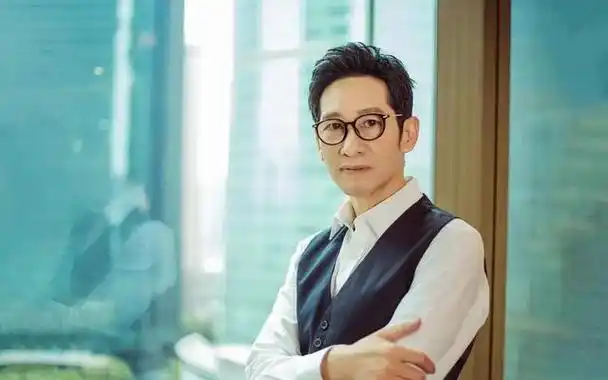 王劲松演绎经典角色,演技再升级!