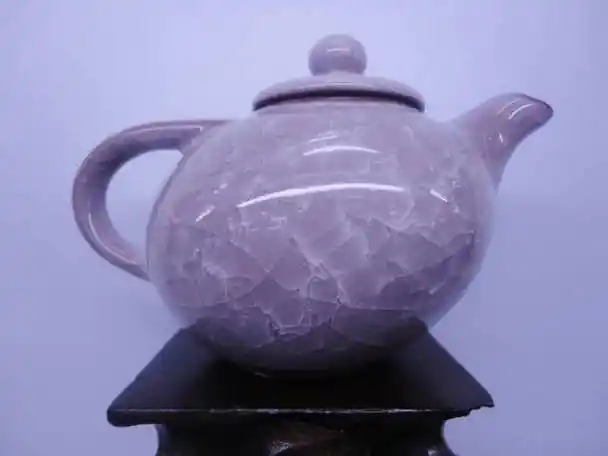 哥窑冰裂纹瓷器鉴定方法和价格剖析