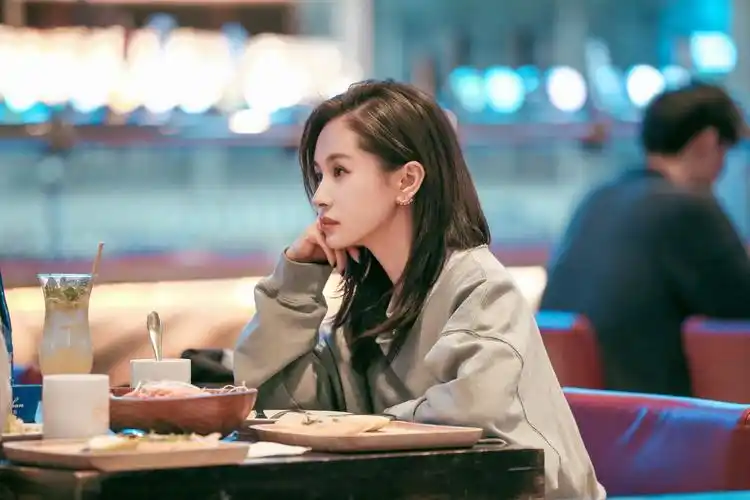 《怦然再心动》颜控王子文夸男嘉宾长得帅 白冰体贴关怀遭表白