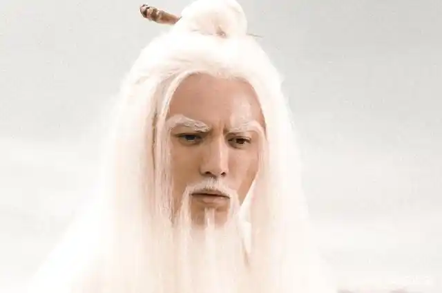 一,渣男无崖子 若只是通过电视剧来了解《天龙八部》的剧情,或许还会