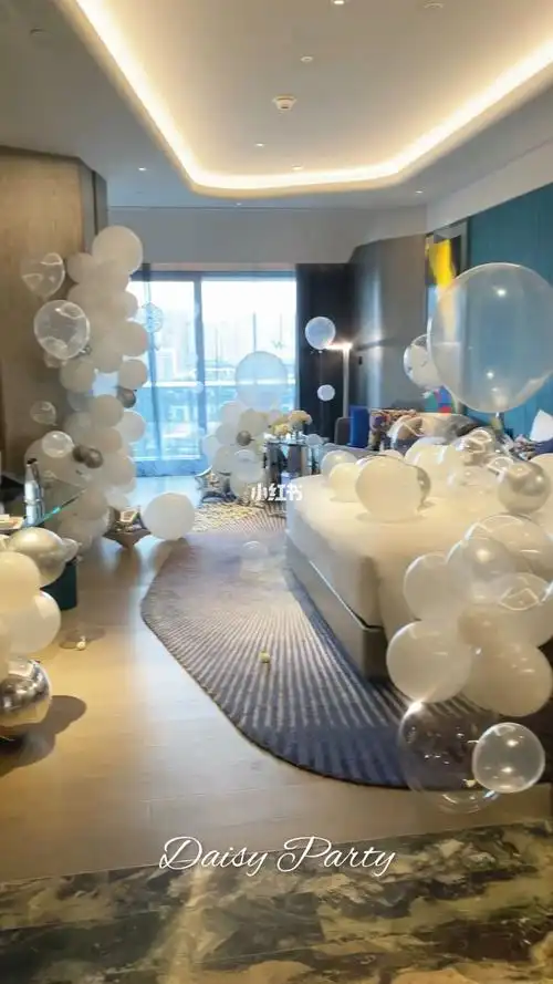 西安w酒店客房布置生日布置