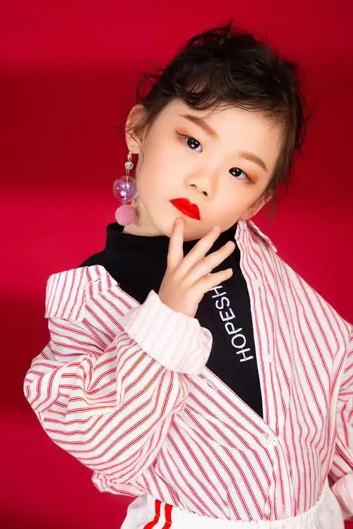 可甜可盐的小姐姐