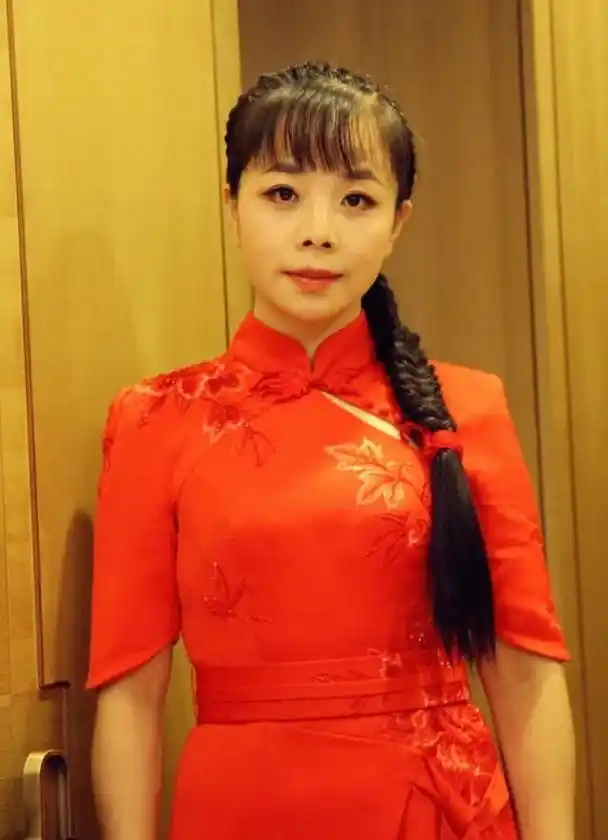 王二妮我这辈子最正确的决定就是放弃百万年薪嫁给农村男友