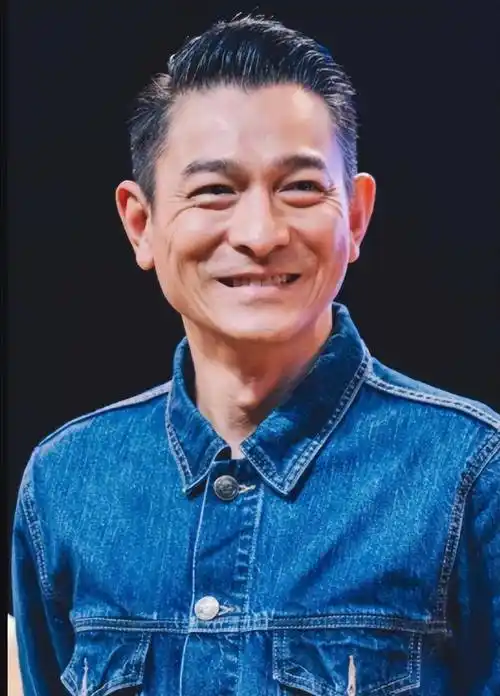 刘德华演唱会3.5亿人观看却关闭打赏?吴启华:他拼不是为了钱_直播_华