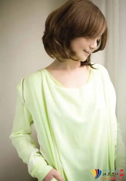 梁静茹思念亡父:从未忘记跪着迎接棺木到家门