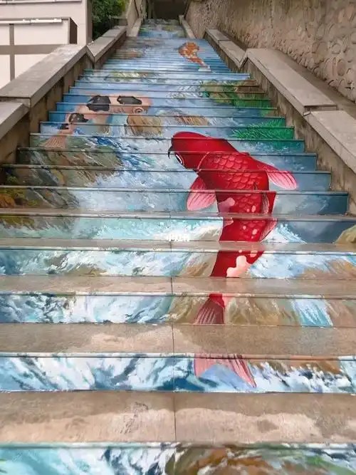 墙绘  每一阶楼梯 连起来就是一条长河,逆流而上,我在台阶上等你!