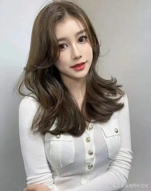 长发韩式云朵烫好美