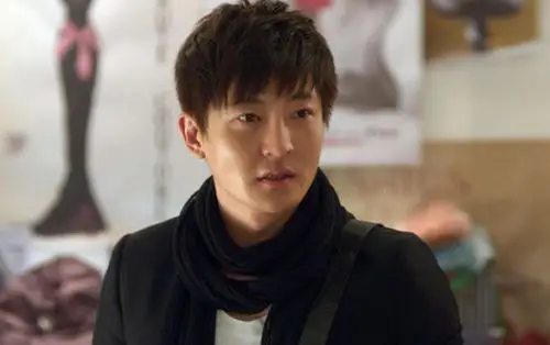 《小鱼吃大鱼》郭京飞剧照