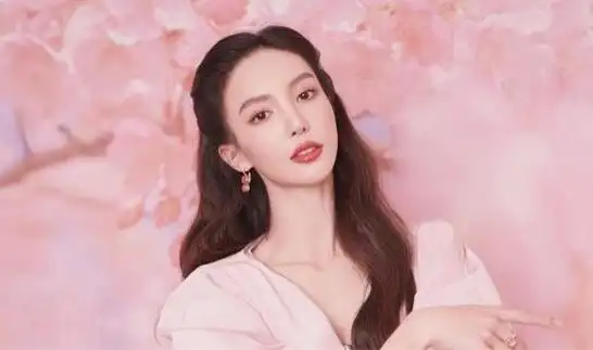 金晨12年前原来长这样天庭饱满地阁方圆和现在完全不像一个人